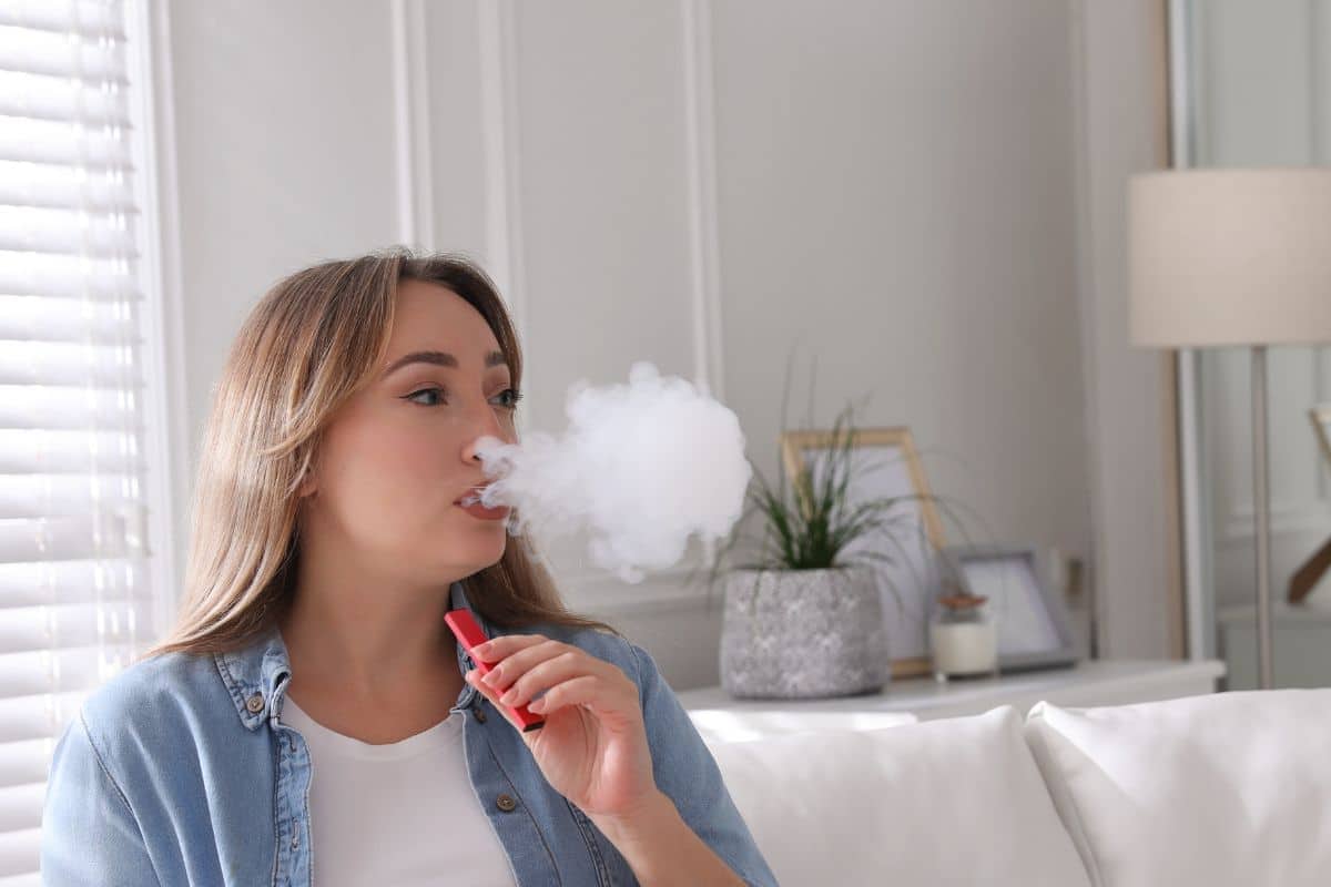 elf bar vape uk How to Get Last Hits Out of Disposable Carts main image 0