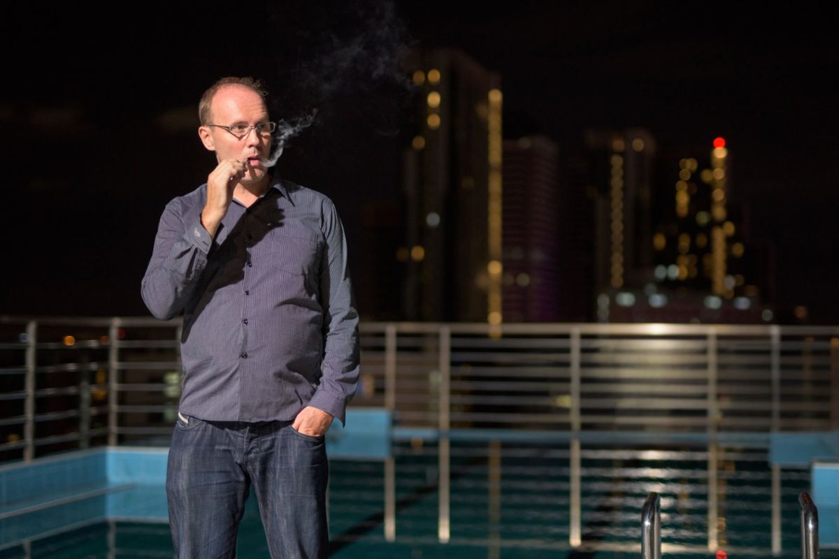 vape in hotel Can Hotels Tell If You Vape? main image 0